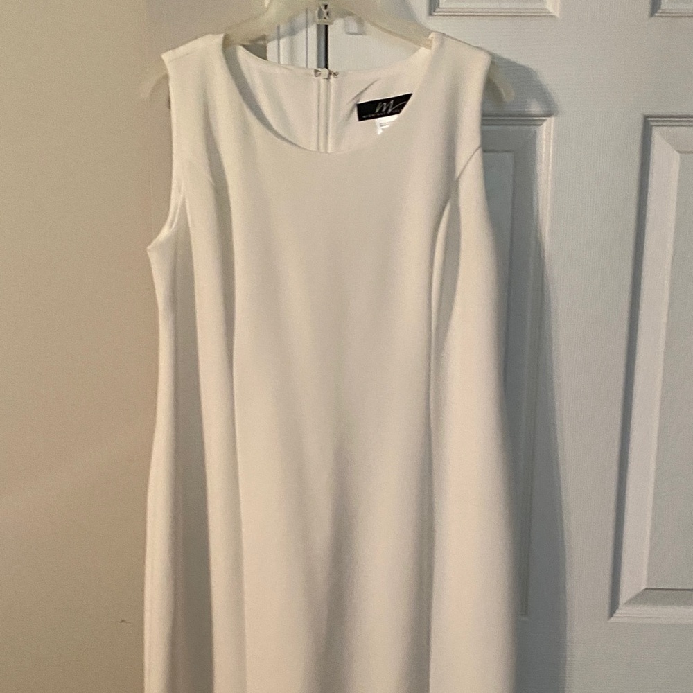 Midnight Velvet White Midi Dress with Jacket - Picture 4 of 7